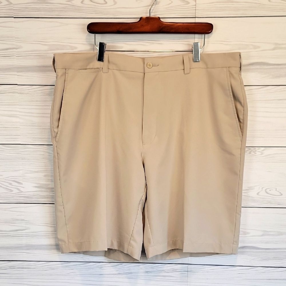 PGA Tour Men's Tan Shorts Flat Front Size 40